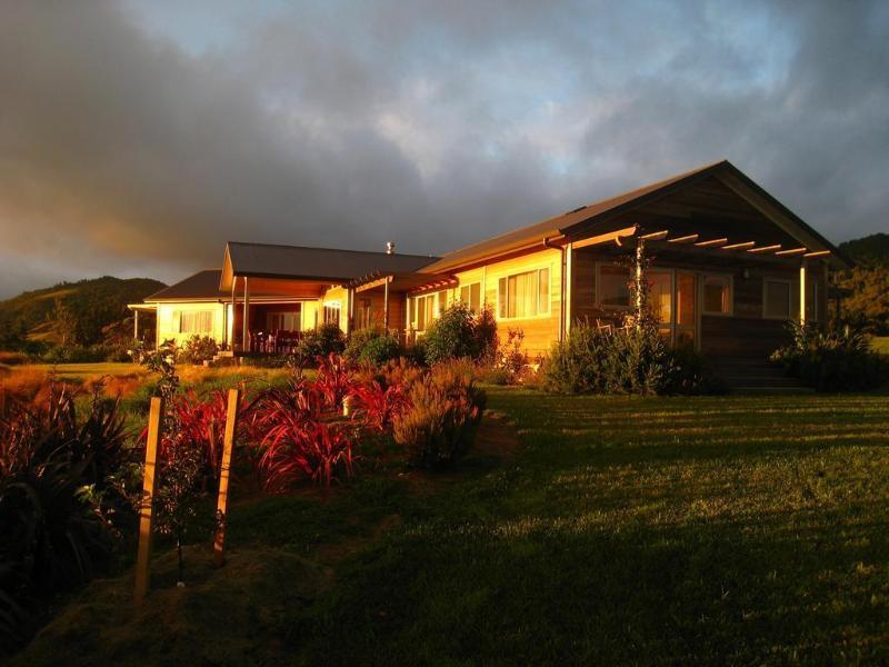 Kaimai Country Lodge Katikati Exterior photo